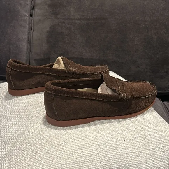 NWOT G. H. Bass &amp; Co. Weejuns Men’s Soft Brown Suede Loafers Size 10.5