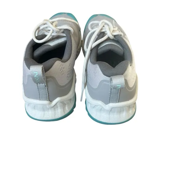 NWOT Keen Nxis Speed Hiking Shoes Women Size 7 Gray Low Top Lightweight Sneakers