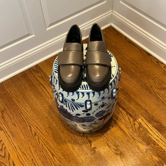 NWOT - M. Gemi The Franca Loafers