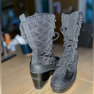 NWOT Rockport Boots Womens 10 Lorraine Winter BLACK Canvas Quilted WEDGE