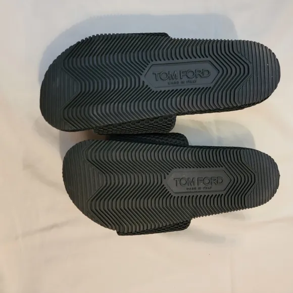NWOT Tom Ford Harrison logo-embroidered mesh slides