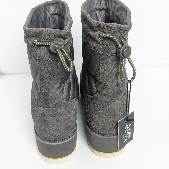NWOT UGG Beck waterproof winter boots