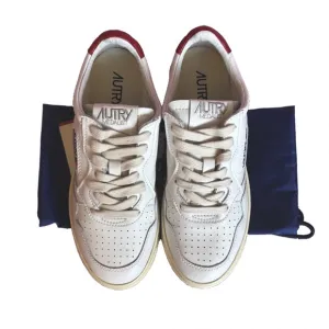 NWT Autry Medalist Low Sneakers White Red Leather Women’s fashion size 37