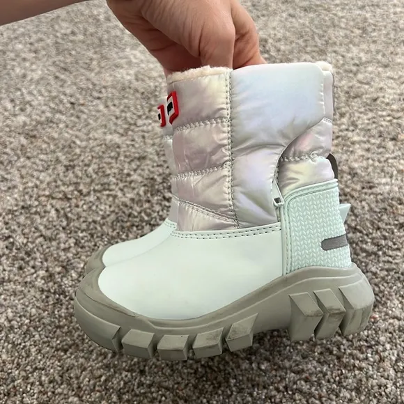 NWT Hunter Intrepid Nebula Snow Boot