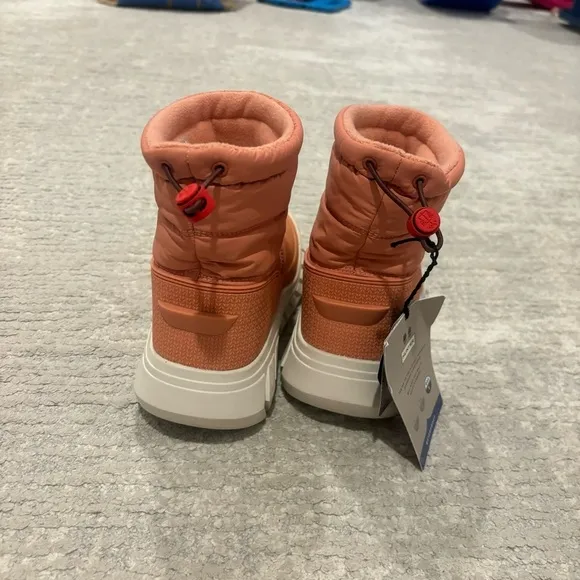 NWT Hunter Intrepid Short Waterproof Cold Weather Boots