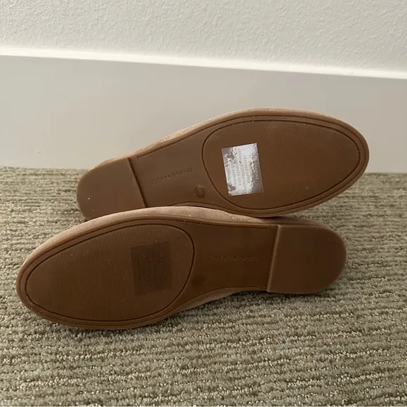 NWT LUCKY BRAND Charsa2 Soft Suede Slip On Loafers Size 9.5M Tan
