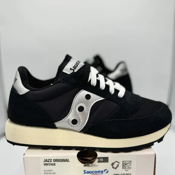 NWT Saucony Jazz Vintage Classic Sneakers Black White Silver Original Runners