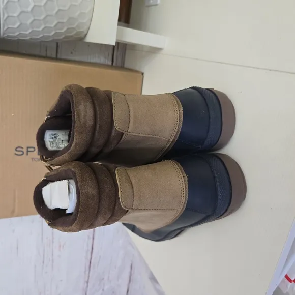 NWT Sperry Men's Cold Bay Wateproof Boot Taupe Size 10
