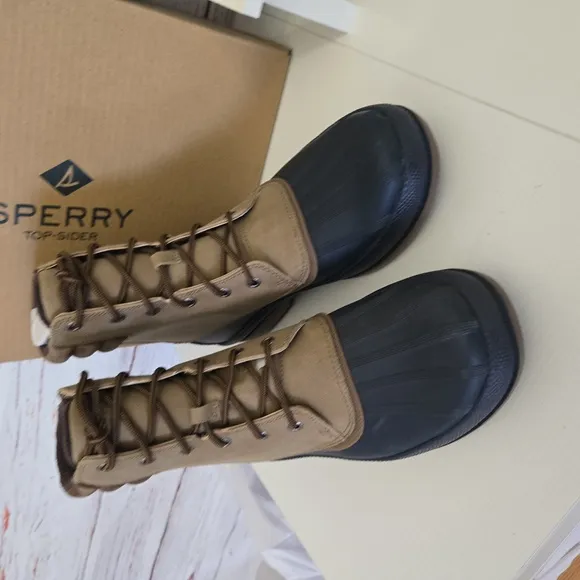 NWT Sperry Men's Cold Bay Wateproof Boot Taupe Size 10
