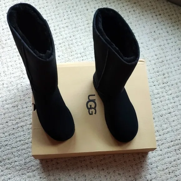 NWT UGG Black Tall Boots