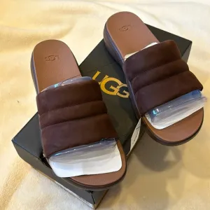NWT UGG slides sz 10 men’s in brown​