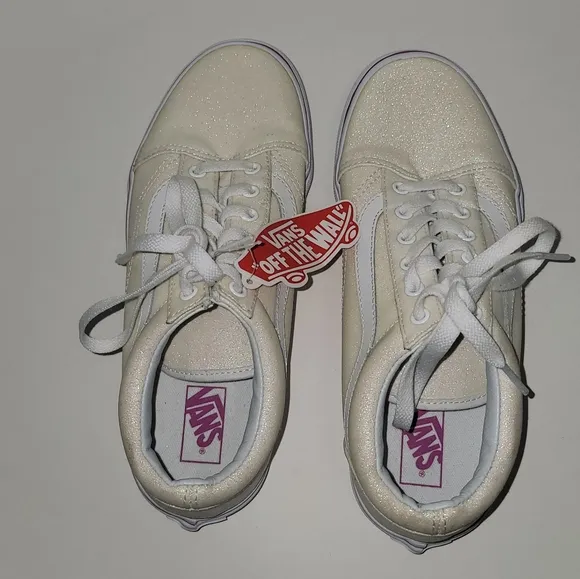 NWT Vans Old Skool Glitter Lace Sneakers