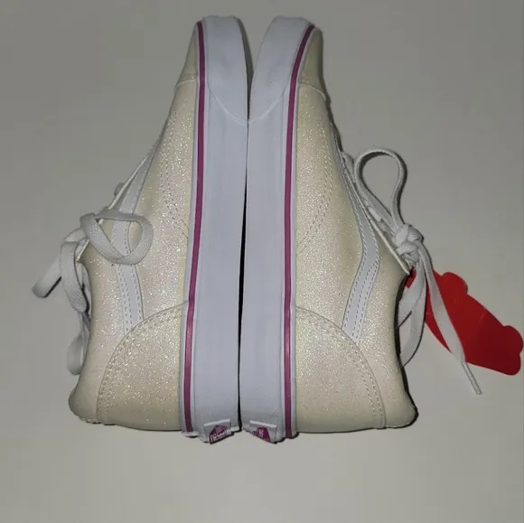 NWT Vans Old Skool Glitter Lace Sneakers
