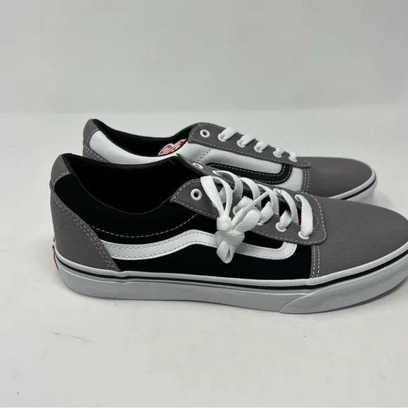NWT Vans Ward Color Block Grey/White Sneakers Womens Size 7.5 Men’s 6