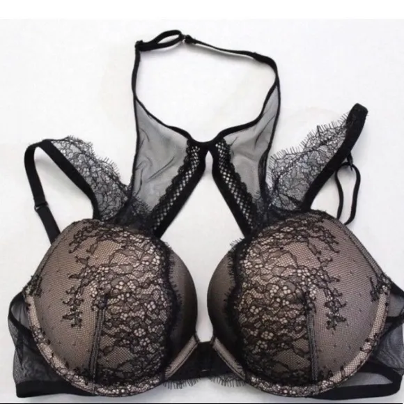 NWT Victoria’s Secret Very Sexy High Neck Bra 36B