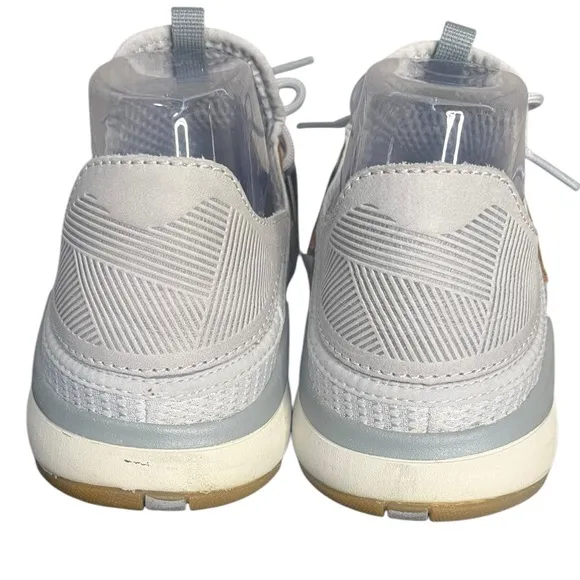 OKUKAI Mio Li in Mist Grey/Poi Mesh Lace Up Sneakers Men’s Size 8