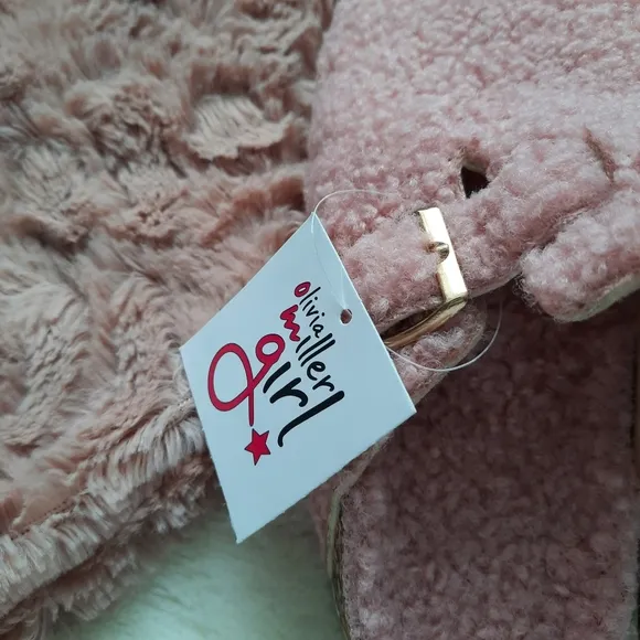 Olivia Miller Faux Fur Sherpa Buckle Strap Slip On Cork Flats Blush 2 NEW