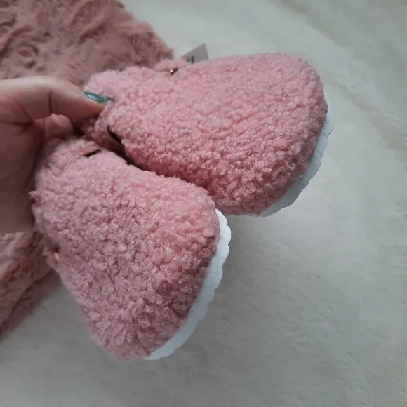 Olivia Miller Faux Fur Sherpa Buckle Strap Slip On Cork Flats Blush 2 NEW