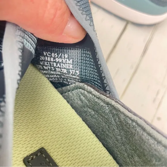 OluKai Miki Trainer Sneakers‎