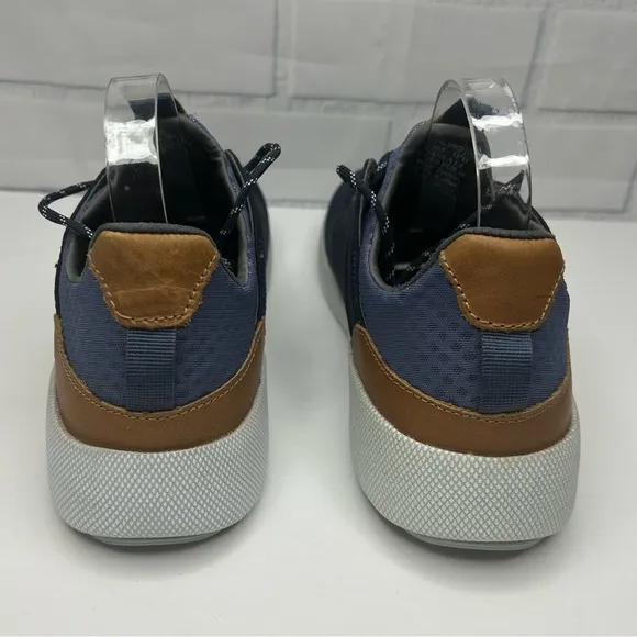 Olukai Nanea Li Sneakers size 10 men