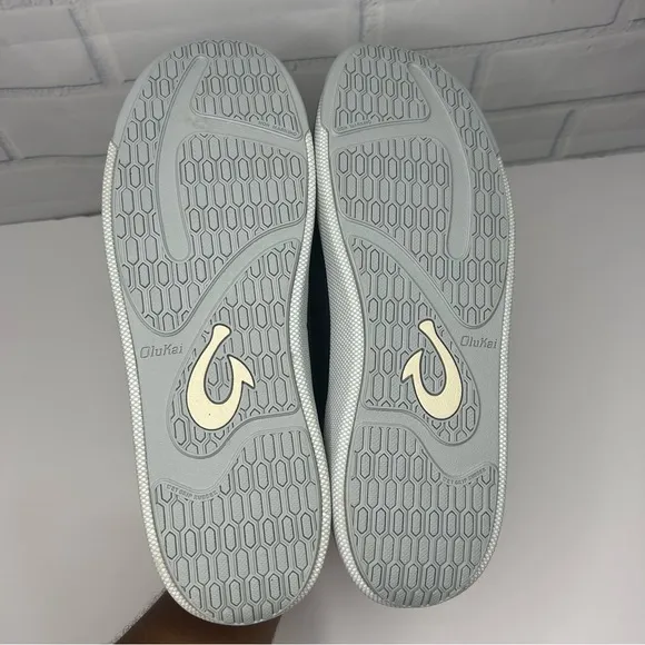 Olukai Nanea Li Sneakers size 10 men