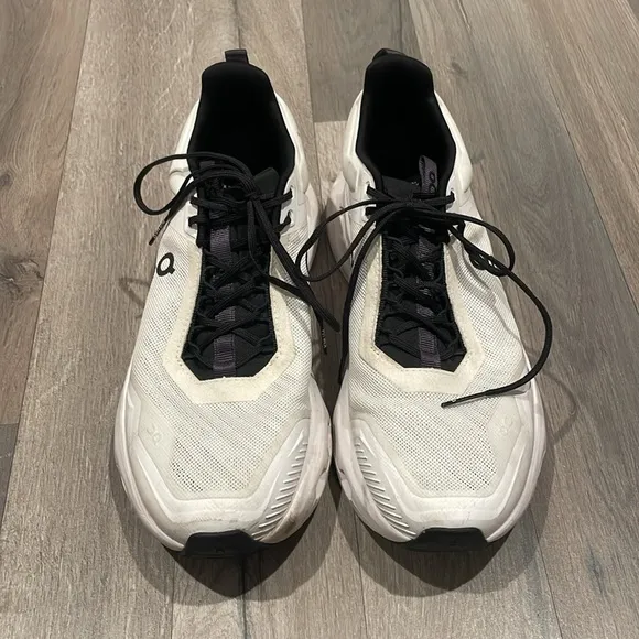 On Running Cloudnova X Sneakers