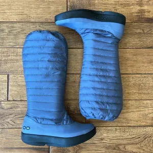 Oofos Oomg Boots Tall Quilted Recovery Pull On Comfort Purple Blue Womens Size 9