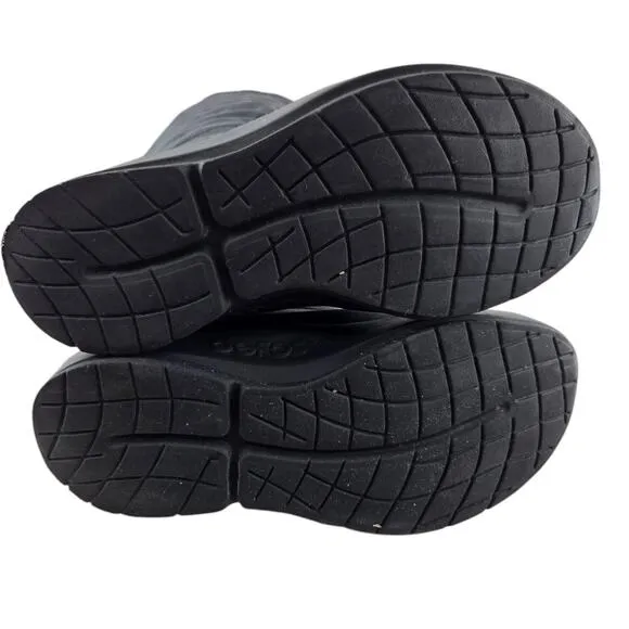 Oofos Oomg Quilted Boots Womens 9 40 Black Recovery Travel Packable Gym Comfort