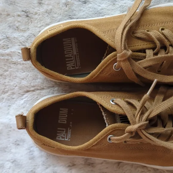 Palladium Mens Palla Phoenix Low Cognac Canvas Fashion Sneakers Size 9.5