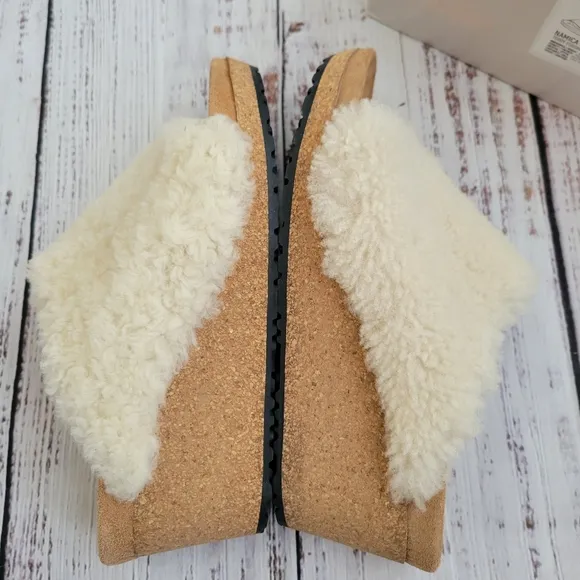 Papillio by Birkenstock Namica Teddy Eggshell Shearling Mules Slides NEW