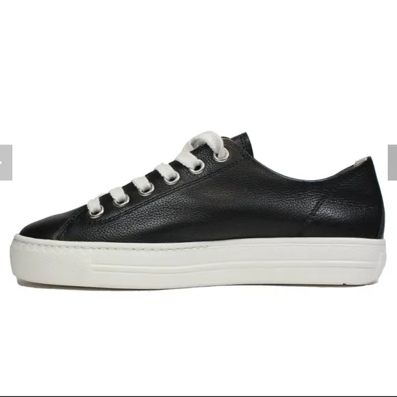 Paul Green Tamara CupsoleSneaker (Women) black/white Uk 5 US 7.5 gently used