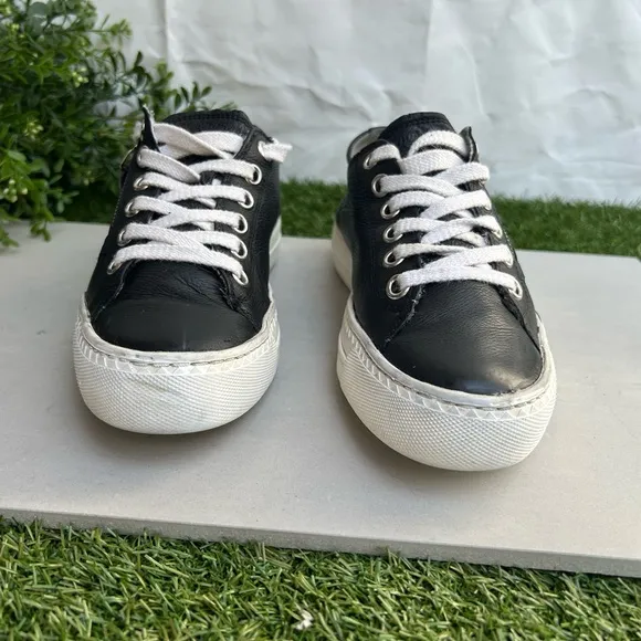 Paul Green Tamara CupsoleSneaker (Women) black/white Uk 5 US 7.5 gently used