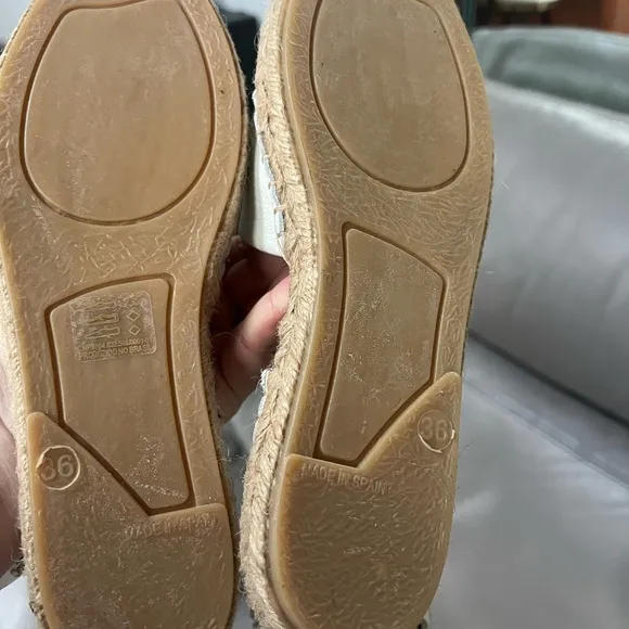 PAULA TORRES Ava Espadrille Sandal in Off White Size 7