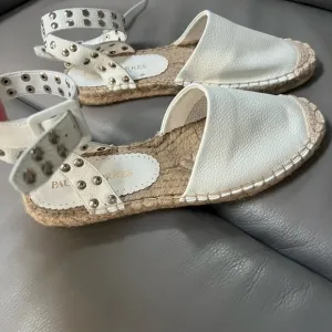 PAULA TORRES Ava Espadrille Sandal in Off White Size 7