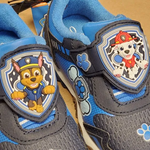 Paw Patrol Light Up Sneakers, Size 7, Blue, New