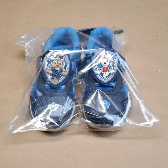 Paw Patrol Light Up Sneakers, Size 7, Blue, New