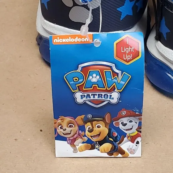 Paw Patrol Light Up Sneakers, Size 7, Blue, New