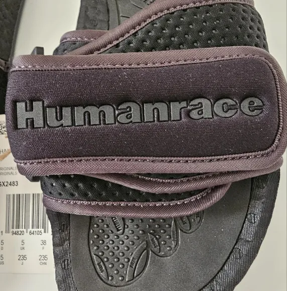 Pharrell Williams Chancletas HU Slides