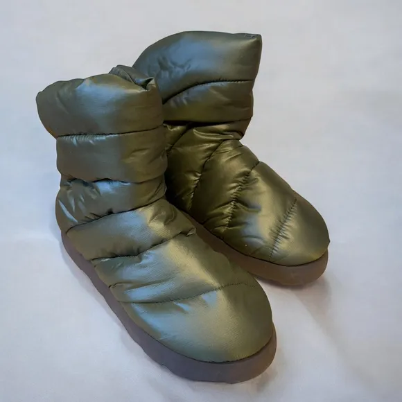 Piumestudio Luna Pillow Boot Size 7 38 Evereve Bootie Vegan Military Green NIB