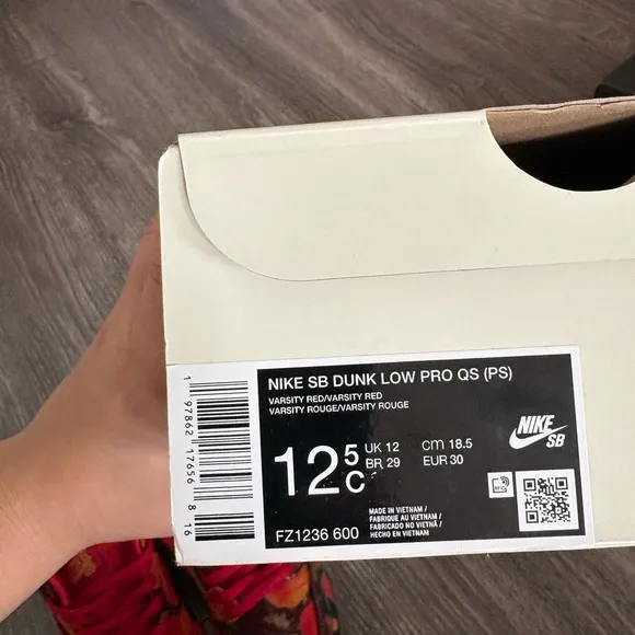 Preschool Nike SB Wizard Of Oz Dunk Size 12.5C