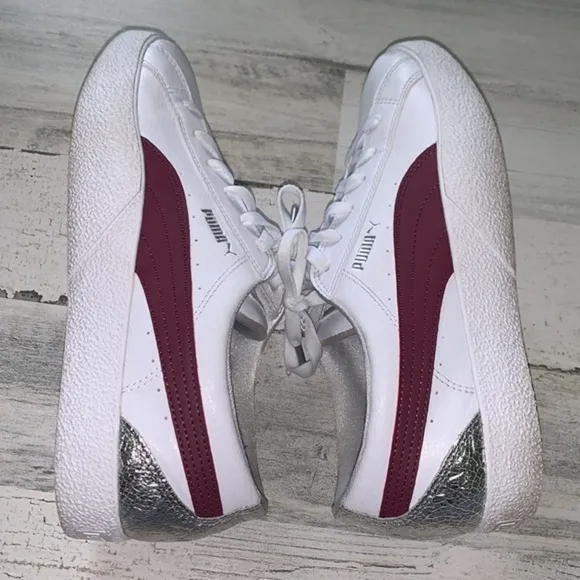 Puma &quot;Love FS&quot; Metallic Foil Fashion Sneakers  Size 11. White/Burgundy Silver