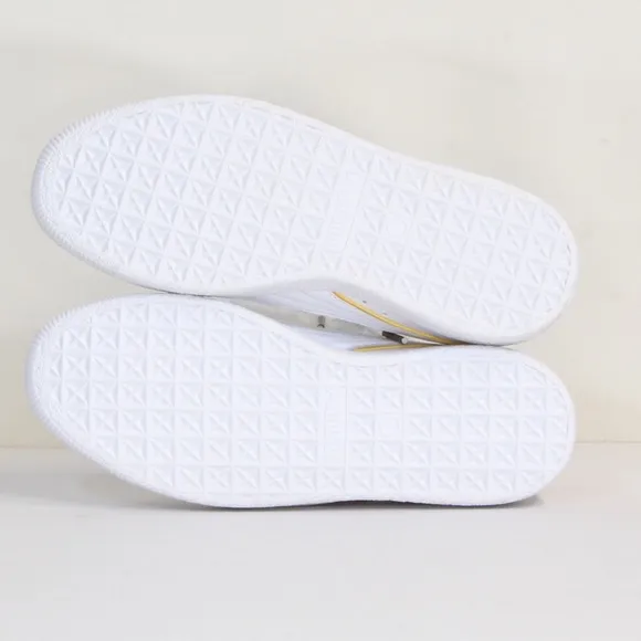 Puma Women's Clyde World Hood Unity White Classic Sneaker Size 6 NWT