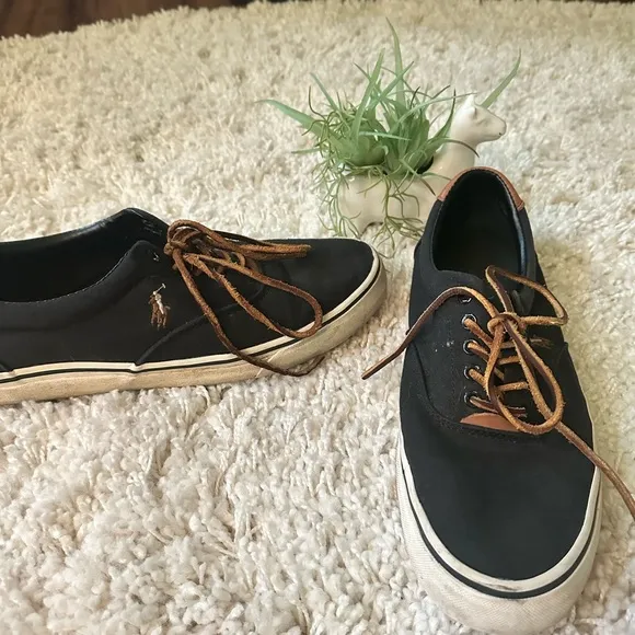 Ralph Lauren Polo Men’s casual sleek fashion Thorton Canvas Low-Top Sneaker