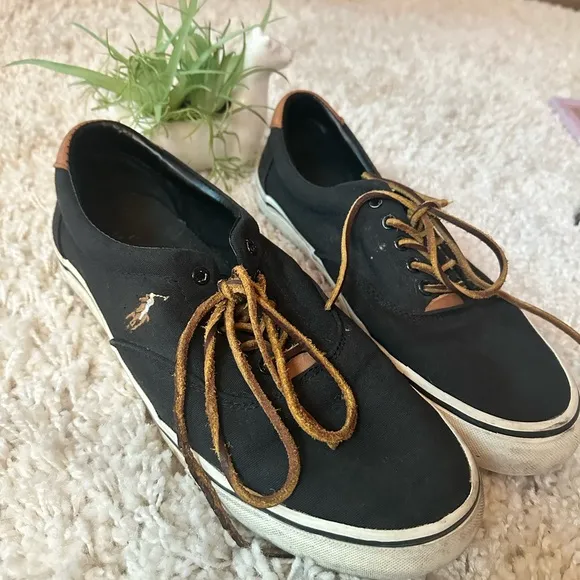 Ralph Lauren Polo Men’s casual sleek fashion Thorton Canvas Low-Top Sneaker