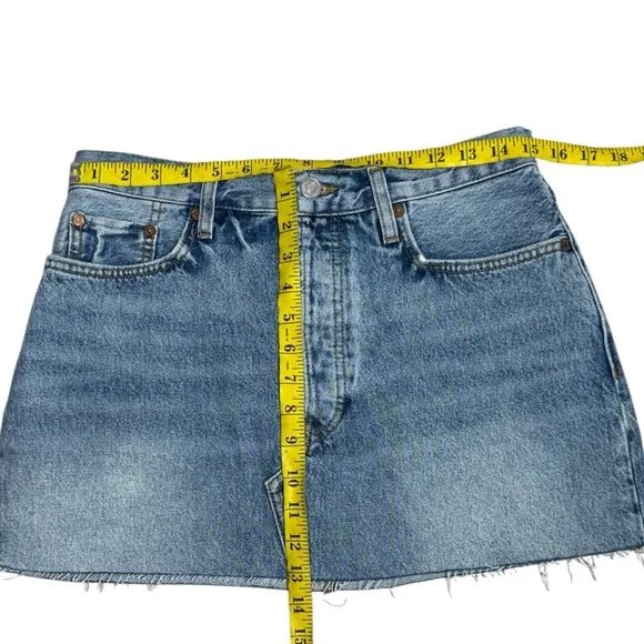 RE/DONE 90s Mini Skirt in faded blues denim Size 28/6