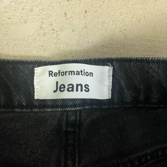 Reformation‎ Women's Cynthia High Rise Lagoon Destroyed Black Jeans- Size 26