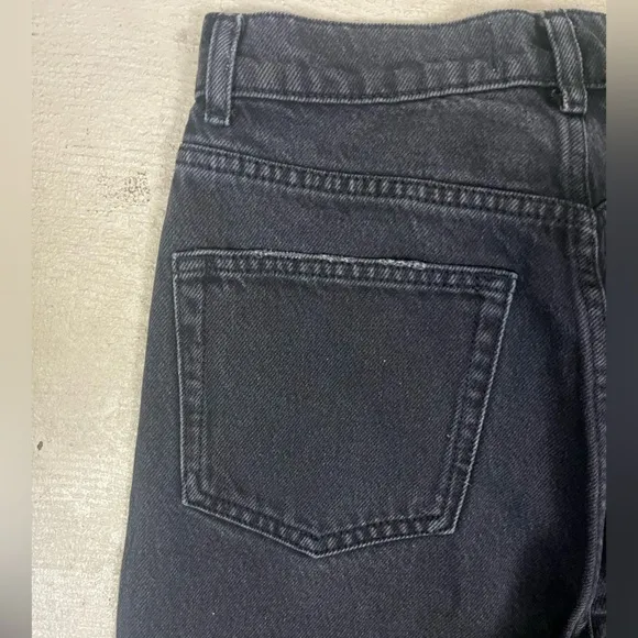 Reformation‎ Women's Cynthia High Rise Lagoon Destroyed Black Jeans- Size 26