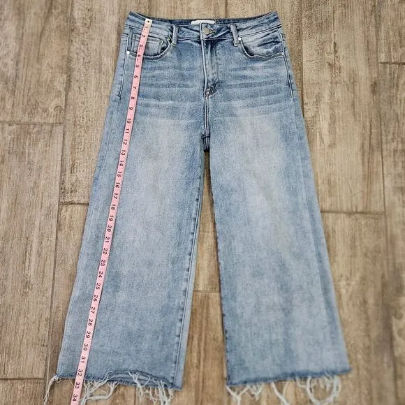 Risen Jeans Women Size 9 / 29 High Rise Wide Leg Light Wash Frayed Hem Boho Cali