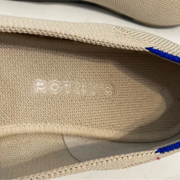 Rothys Ecru Round Toe Ballet Flats Womens Cream Tan Knit Slip On Shoes 9.5