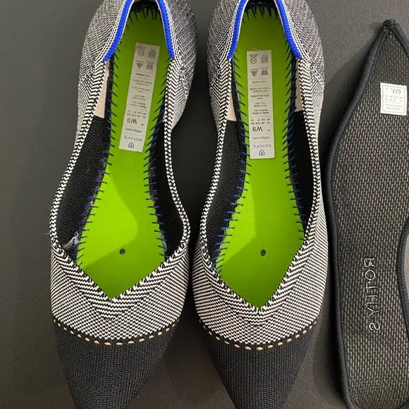 Rothy’s Point Flats Captoe Black Grey Mist Limited Edition